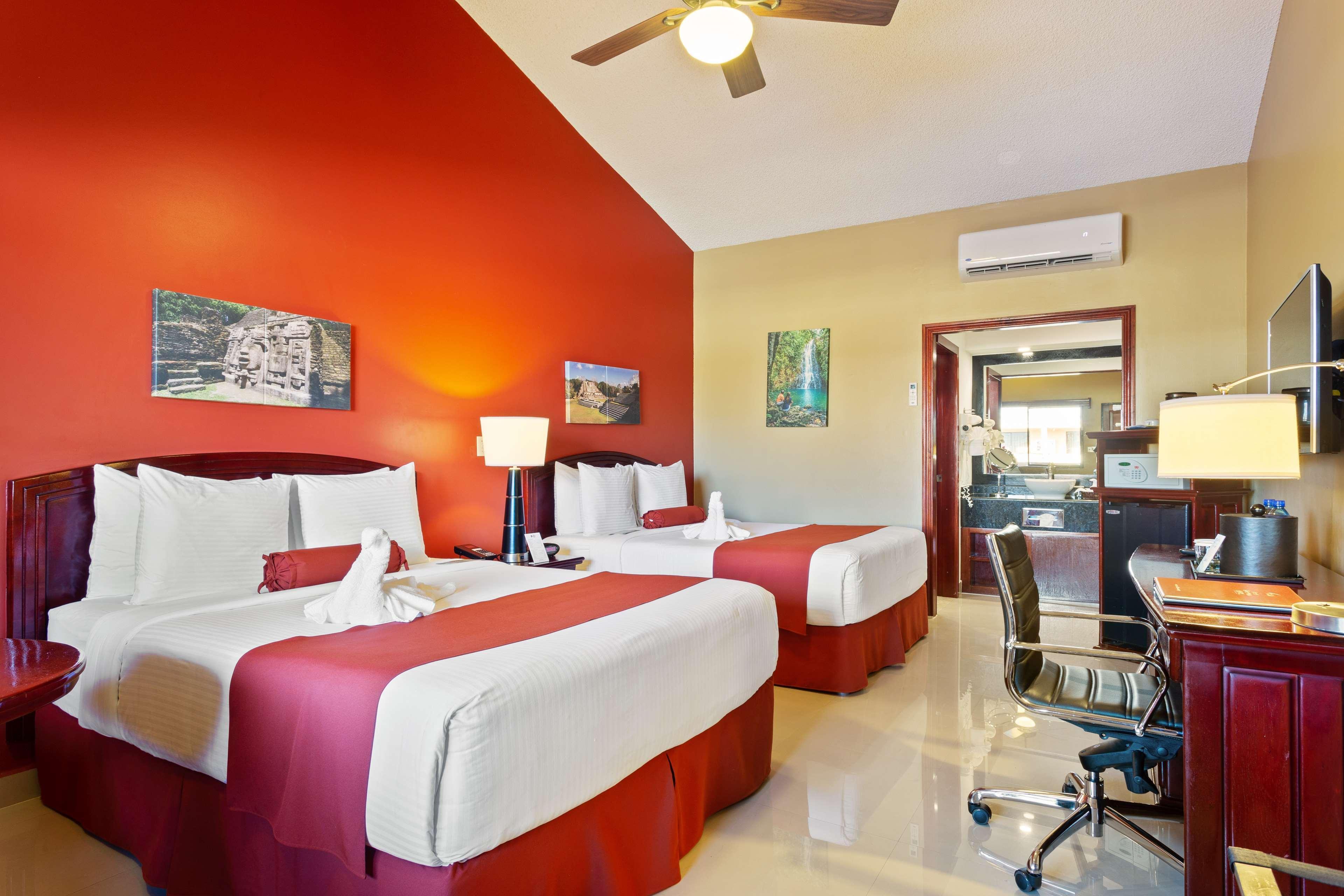 Best Western Plus Belize Biltmore Plaza Cidade de Belize Exterior foto